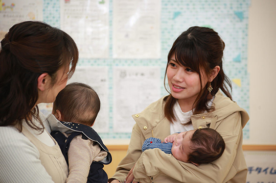 誰かに頼る勇気を持とう　抱え込まない子育て3つのコツ