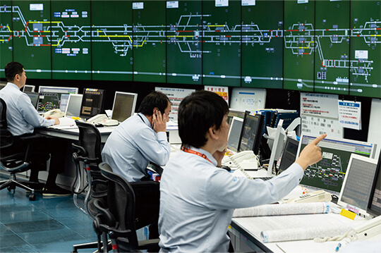 24時間体制で支える小田急線の安全・安心