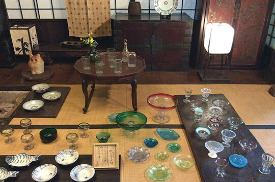 白洲夫妻の終の棲家「武相荘」で夏の器などを展示