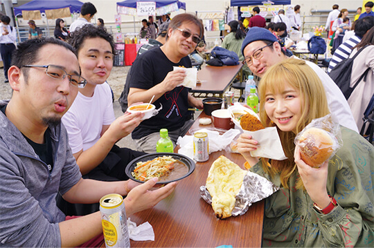 カレーと下北沢の街を楽しむ祭典