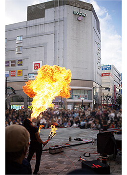 大道芸パフォーマー36組が厚木に集結