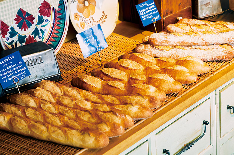 美味しいバゲットや菓子パンが並ぶ地元で愛されるパン屋さん9選の画像