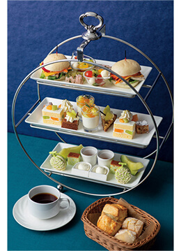 旬の甘みを堪能！メロンが彩る初夏のティータイム