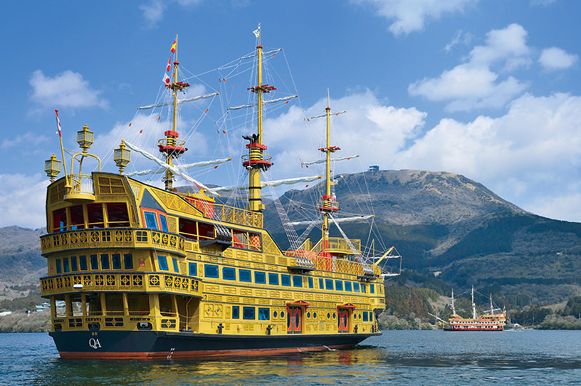 箱根・芦ノ湖に新型海賊船「クイーン芦ノ湖」が登場！　4月25日（木）より就航します